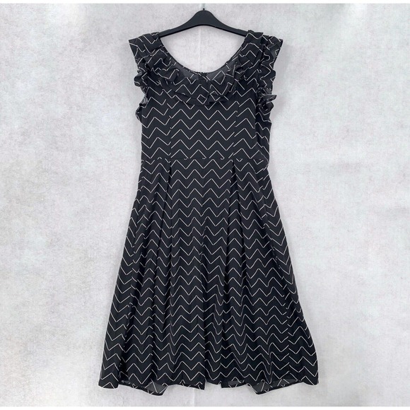 Who What Wear Chevron Striped Midi Dress Black Ruffle Sleeves Womens Medium - Picture 2 of 7